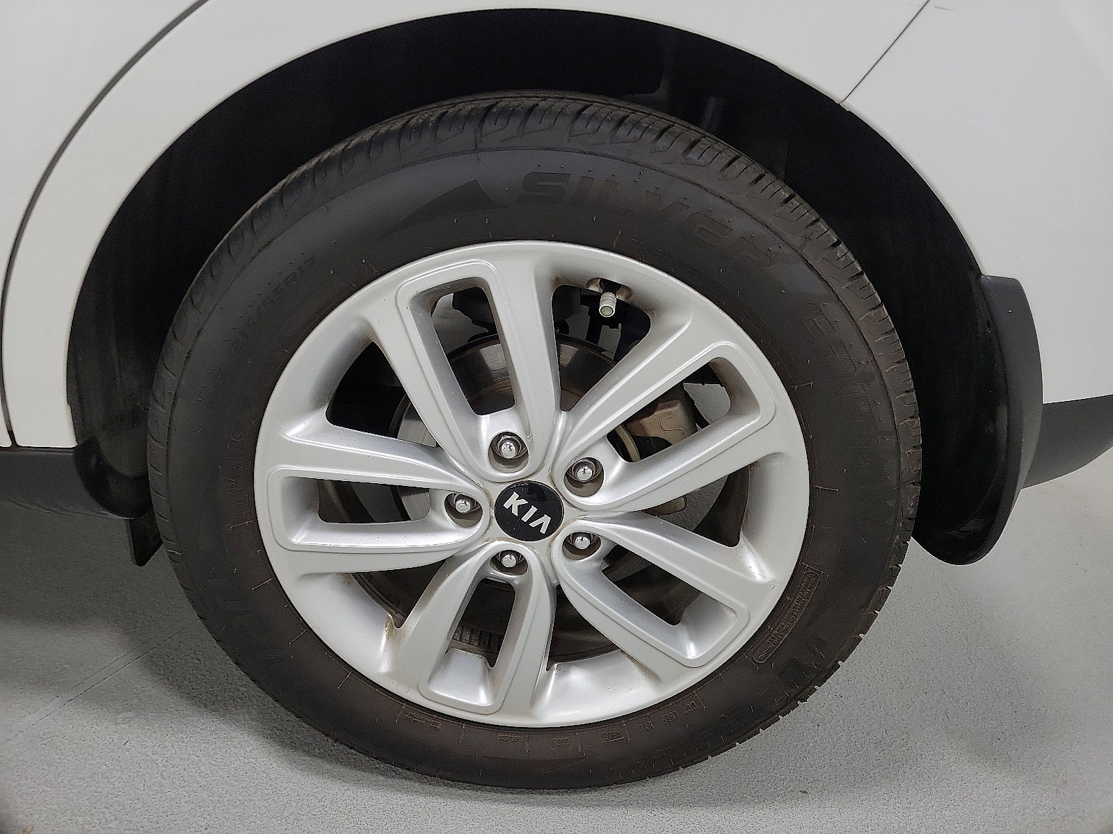 Used 2017 Kia Soul + w/ Audio Package FWD image 8