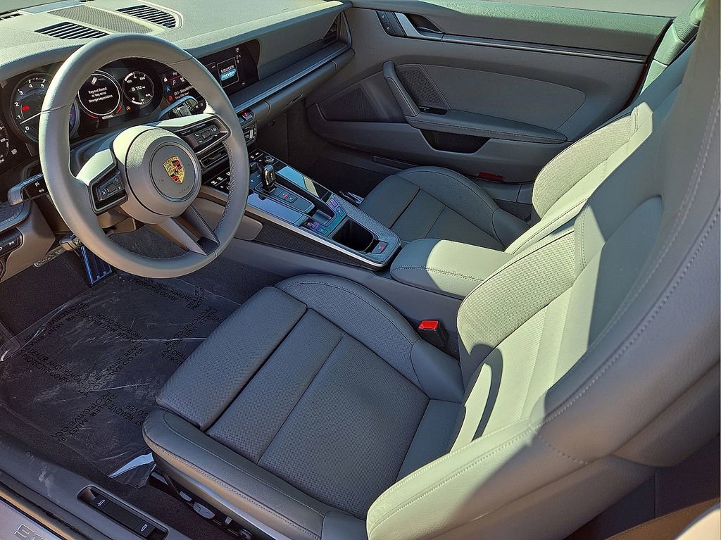 Used 2023 Porsche 911 Carrera 4 w/ Premium Package image 18