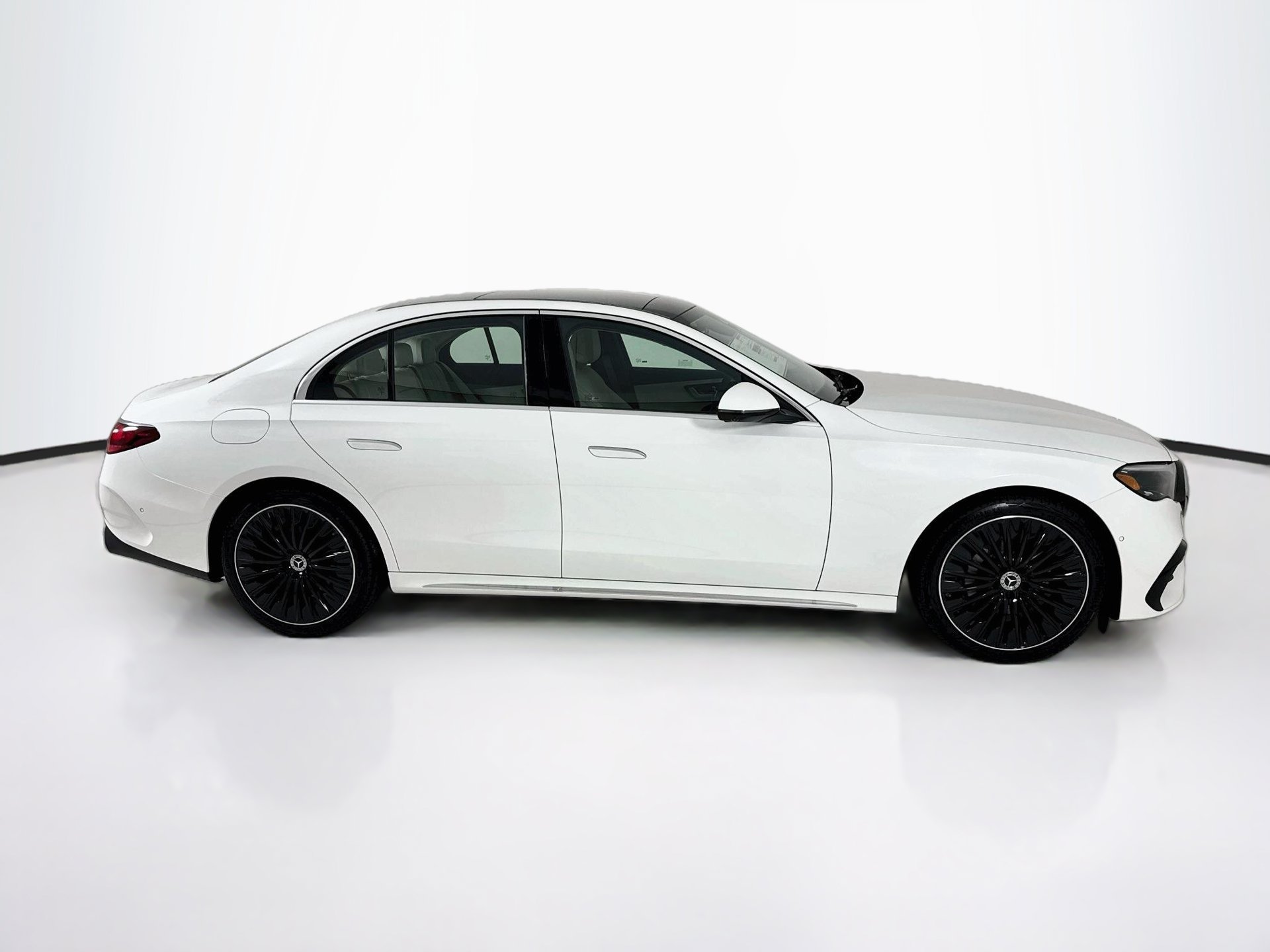 New 2027 Mercedes-Benz E 350 Sedan image 9