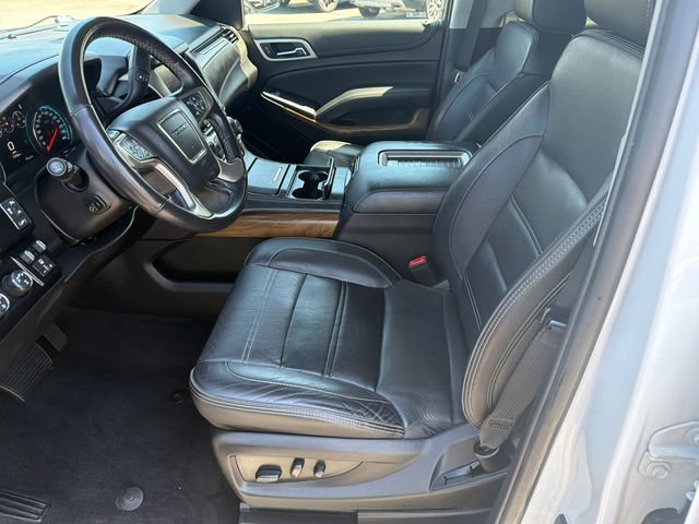 Used 2020 GMC Yukon XL Denali w/ Open Road Package AWD/4WD image 9