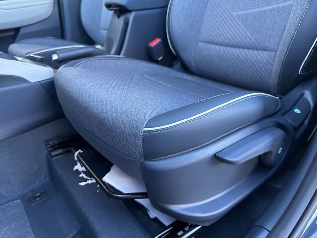 Used 2025 Hyundai Venue Limited image 19