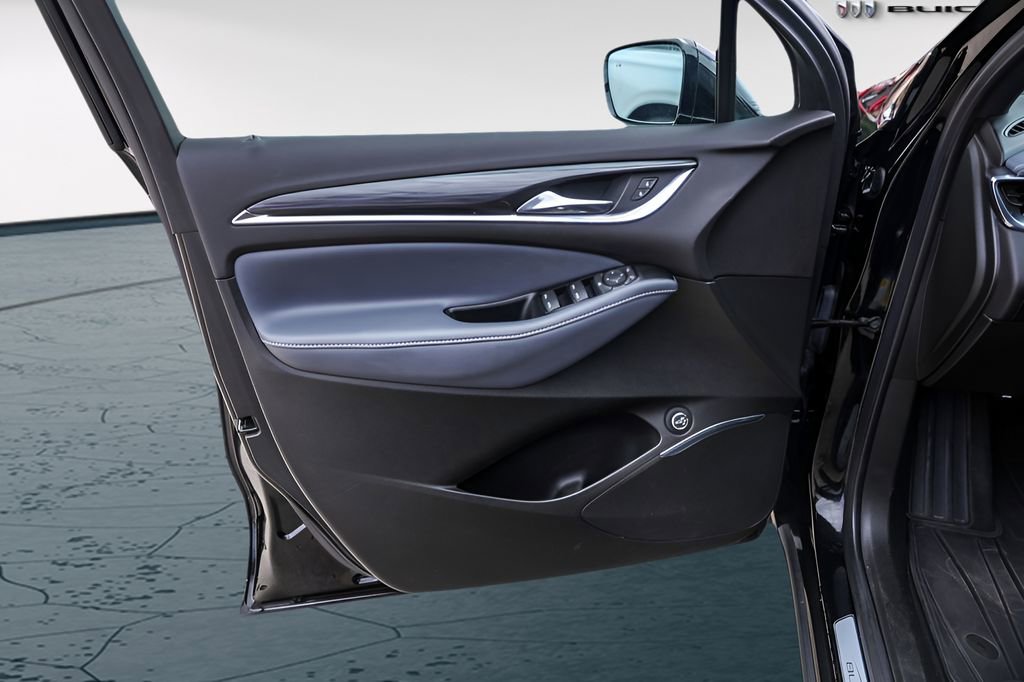 Used 2023 Buick Enclave Essence w/ Experience Buick Package image 26