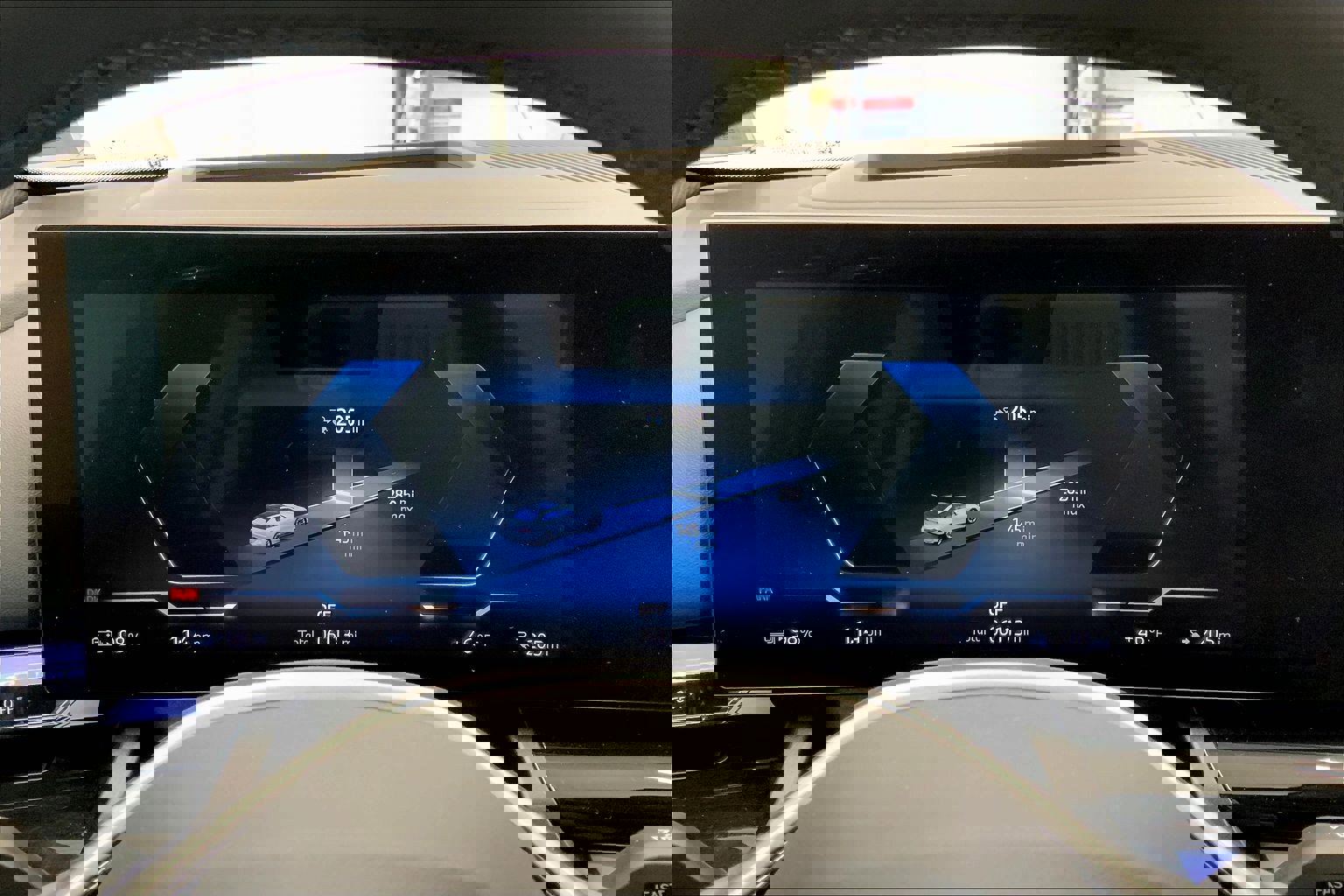 Used 2025 BMW i5 xDrive40 w/ Premium Package image 23