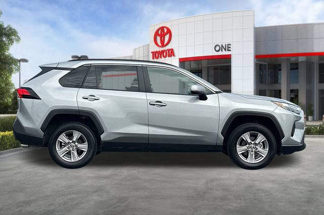 Certified 2025 Toyota RAV4 XLE FWD image 3