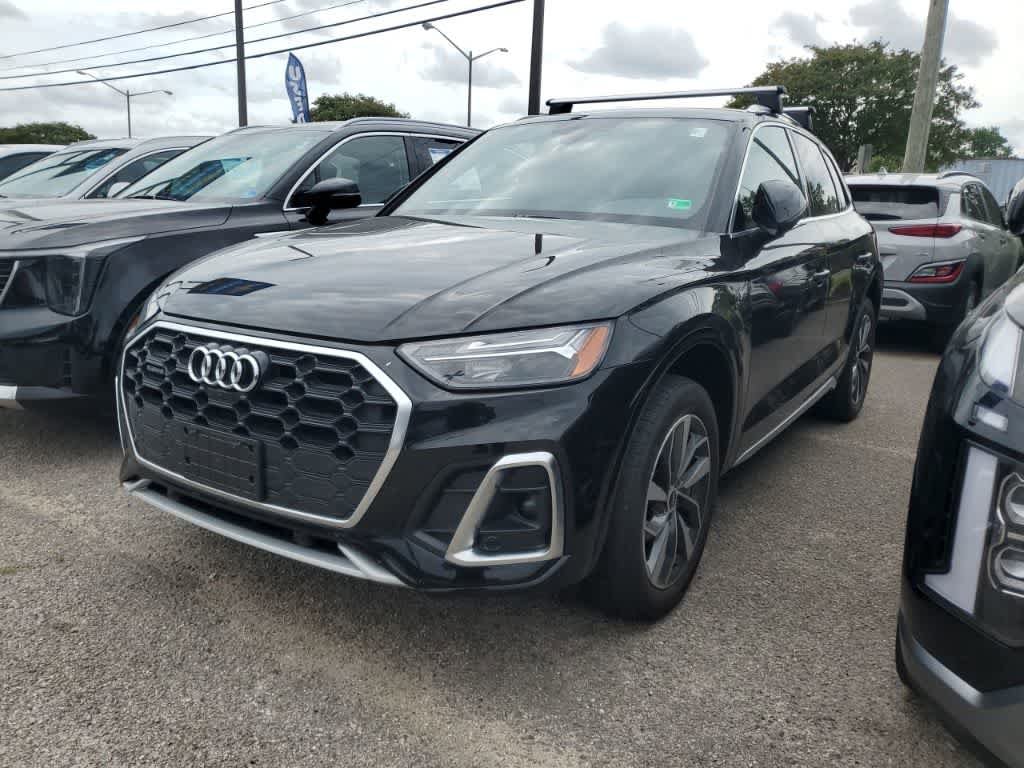 Used 2023 Audi Q5 2.0T Premium Plus w/ Premium Plus Package AWD/4WD image 1