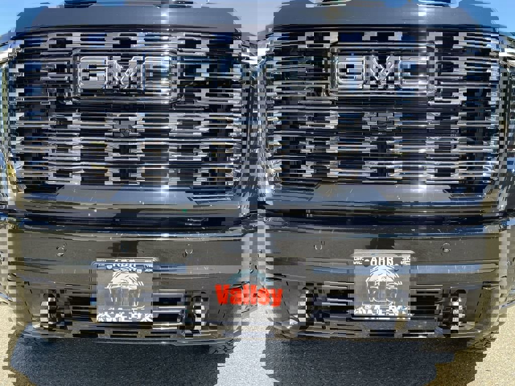 New 2025 GMC Sierra 3500 Denali Ultimate image 32