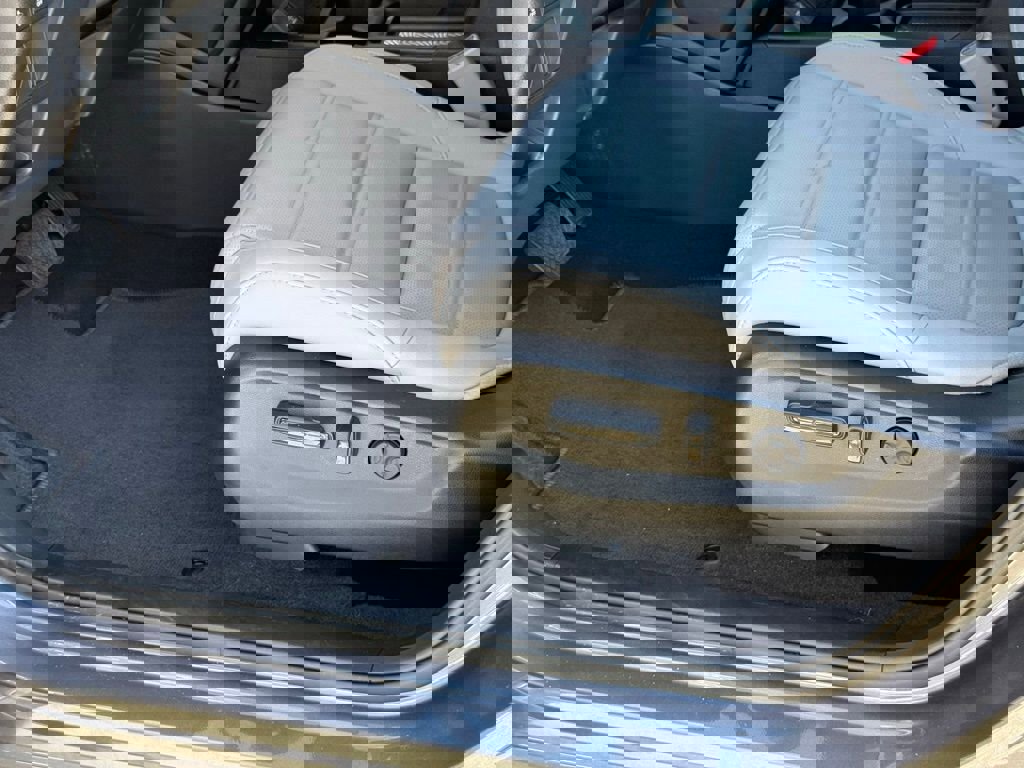 Used 2019 Honda CR-V Touring image 24