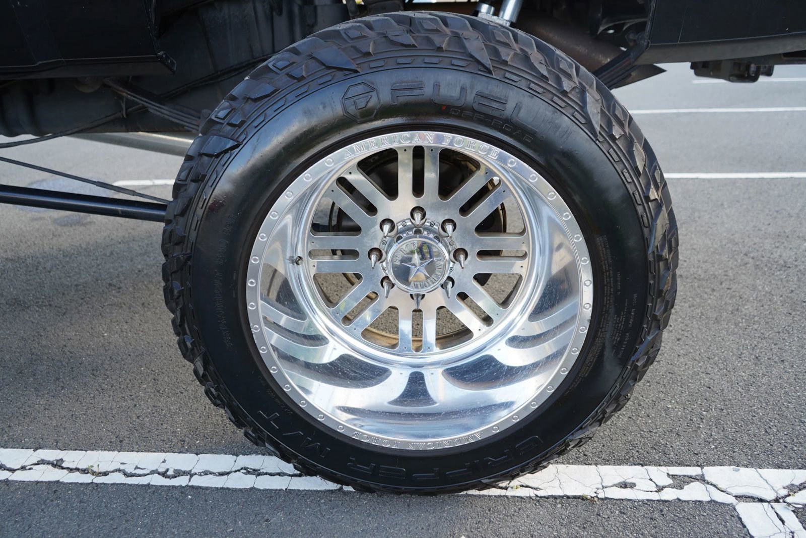 Used 2014 Chevrolet Silverado 2500 LT w/ Custom Sport Truck Package image 8