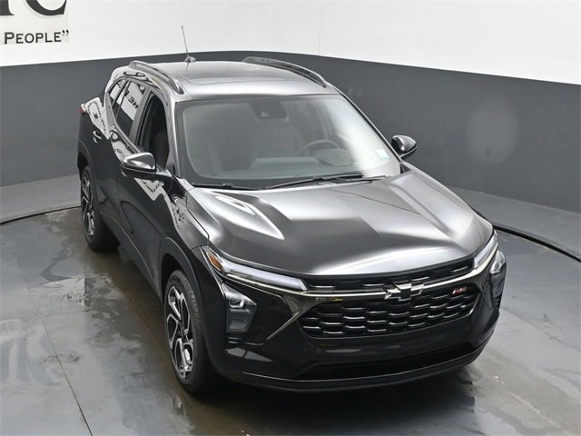 New 2026 Chevrolet Trax RS w/ Sunroof Package image 25