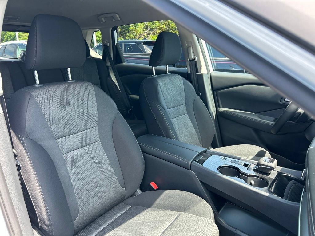 New 2026 Nissan Rogue SV FWD image 43