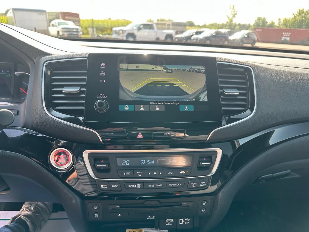 Used 2022 Honda Pilot Black Edition image 18