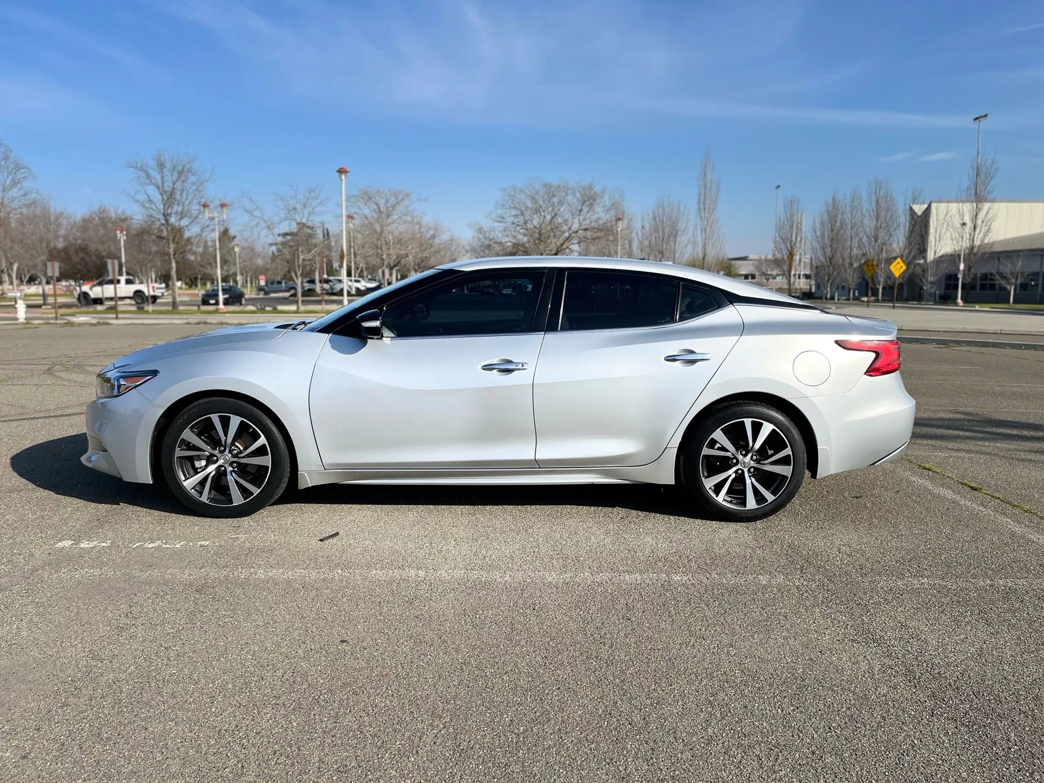 Used 2016 Nissan Maxima 3.5 SV image 8