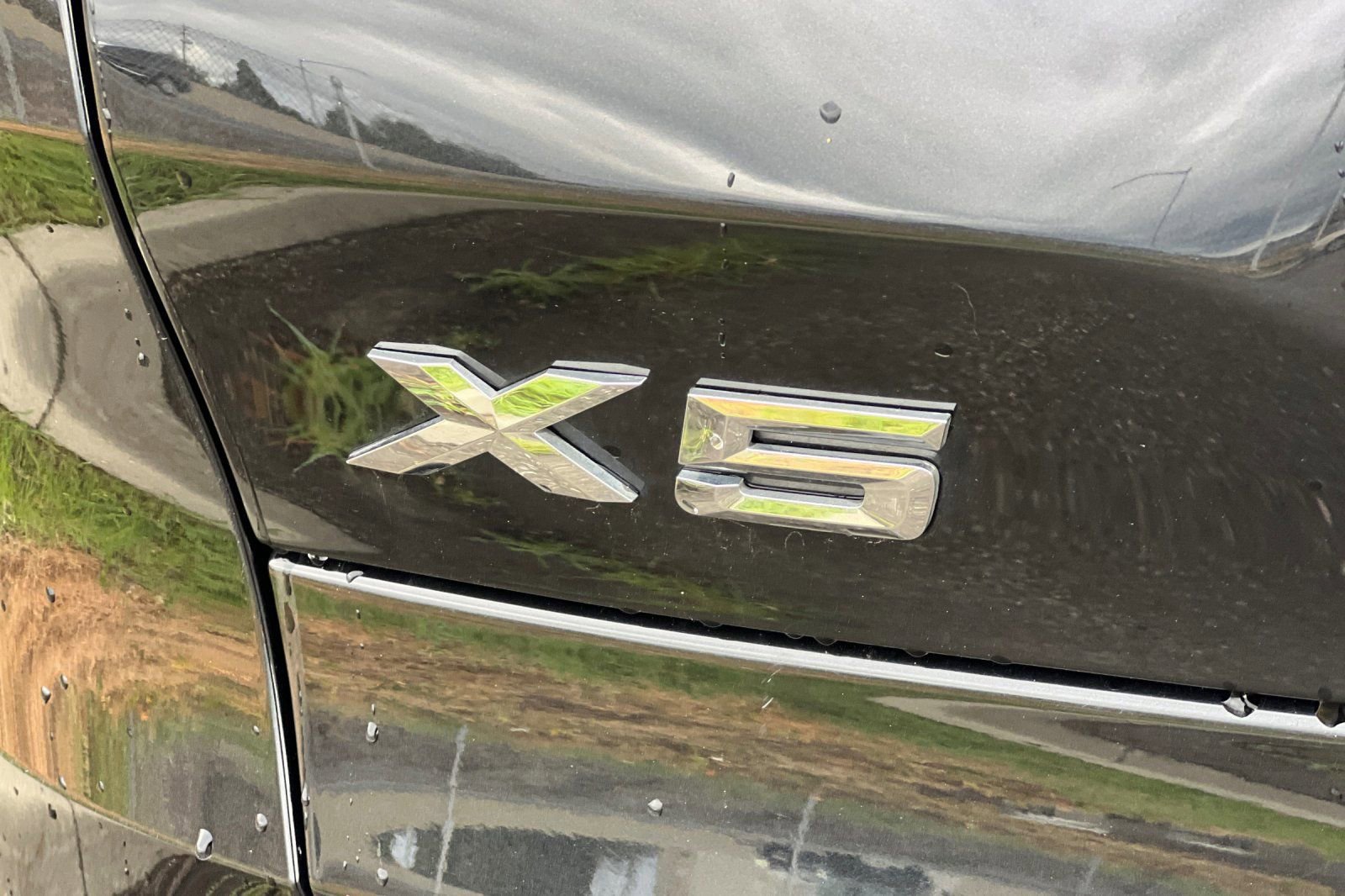 Used 2025 BMW X5 xDrive50e AWD/4WD image 12