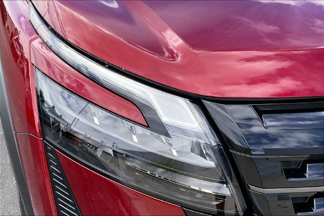 New 2026 Nissan Pathfinder SL FWD image 10