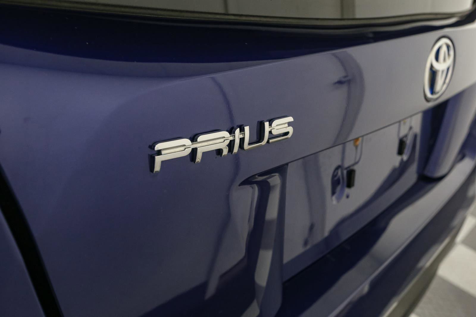 Used 2016 Toyota Prius Two FWD image 11