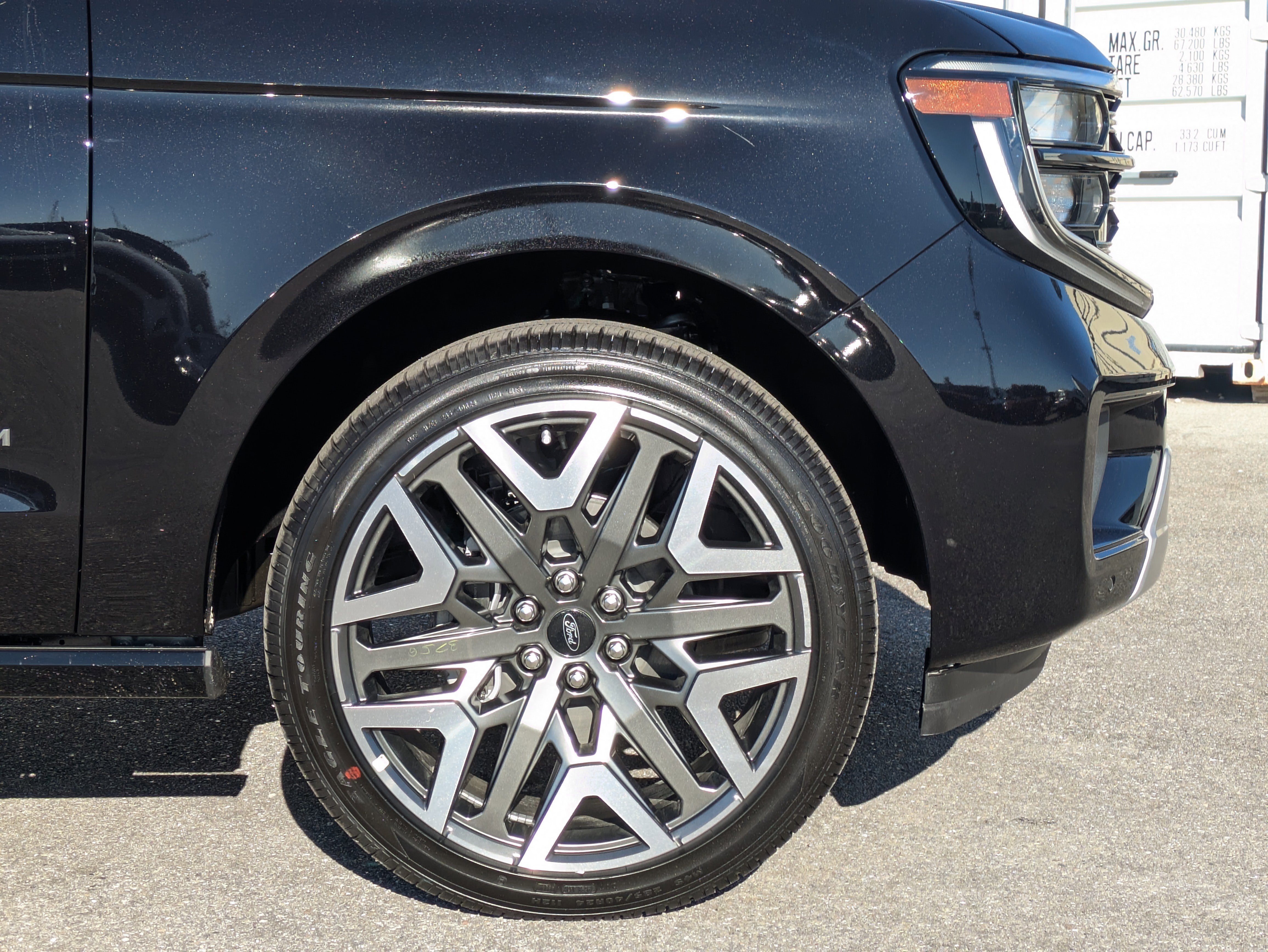 New 2026 Ford Expedition Max Platinum w/ Platinum Ultimate Package image 12