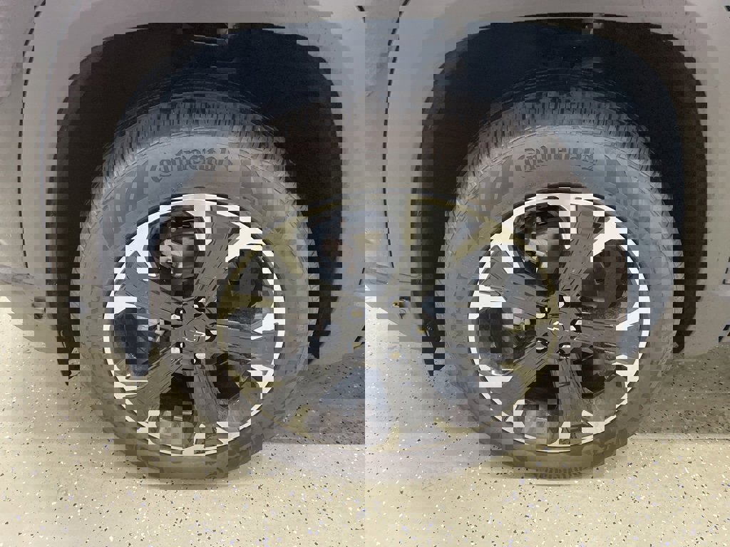 New 2026 Chevrolet Equinox LT w/ Convenience Package II image 8