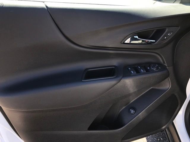 Certified 2024 Chevrolet Equinox LT w/ LPO, Floor Liner Package image 15