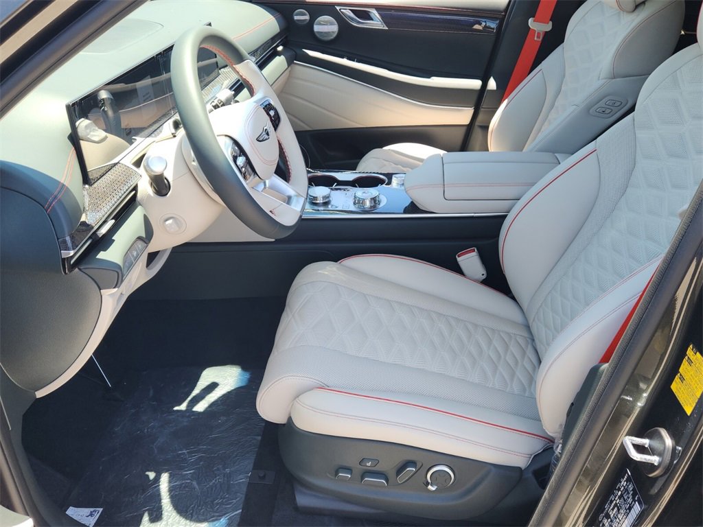 New 2025 Genesis GV80 3.5T e-SC image 6