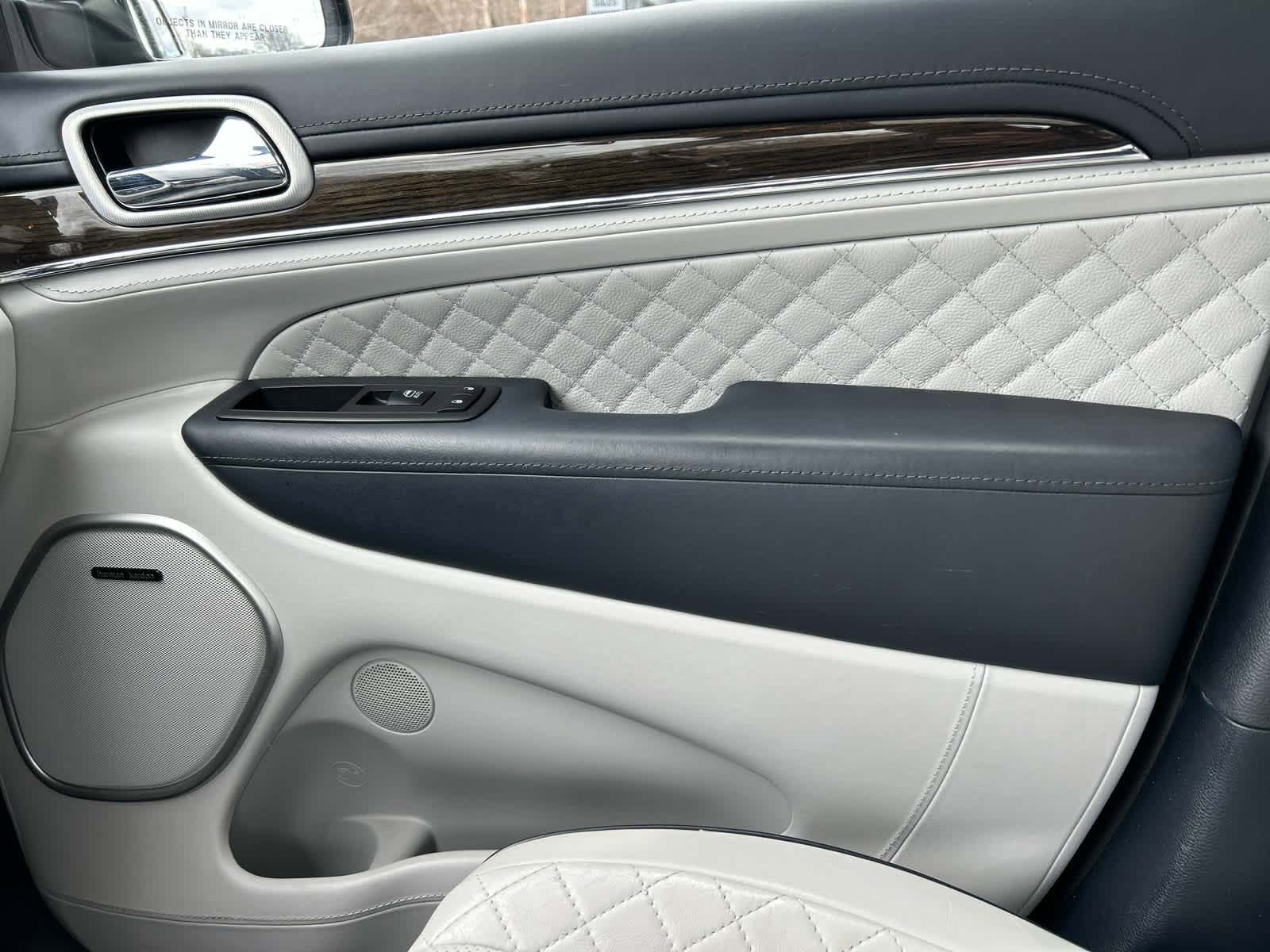 Used 2019 Jeep Grand Cherokee Summit image 33