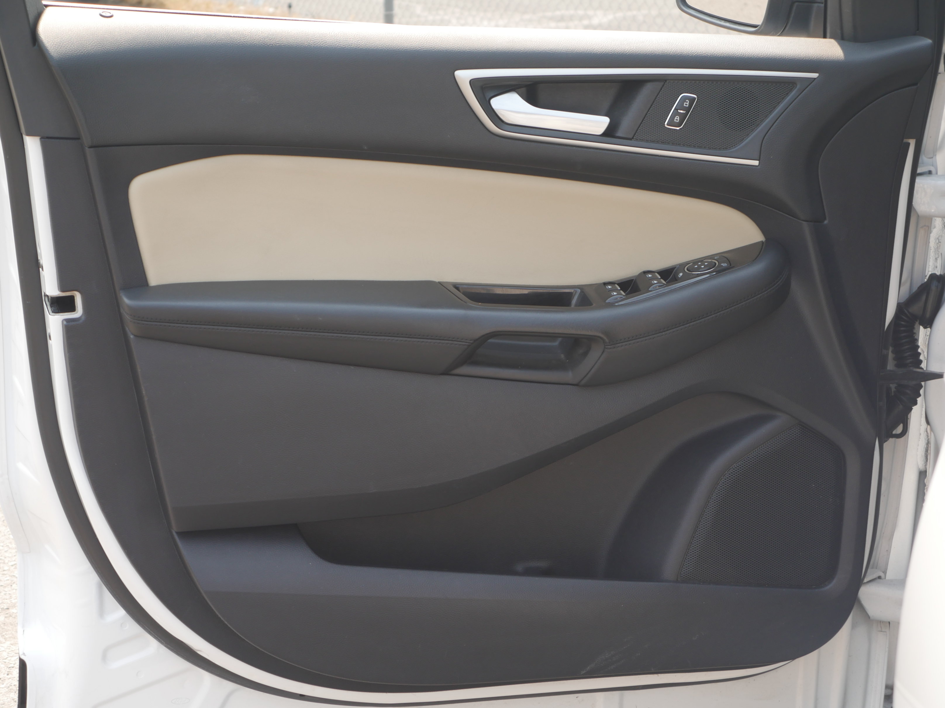 Used 2019 Ford Edge SEL w/ Equipment Group 201A AWD/4WD image 35