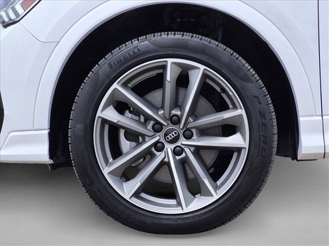 Used 2024 Audi Q3 2.0T Premium w/ Convenience Package AWD/4WD image 24