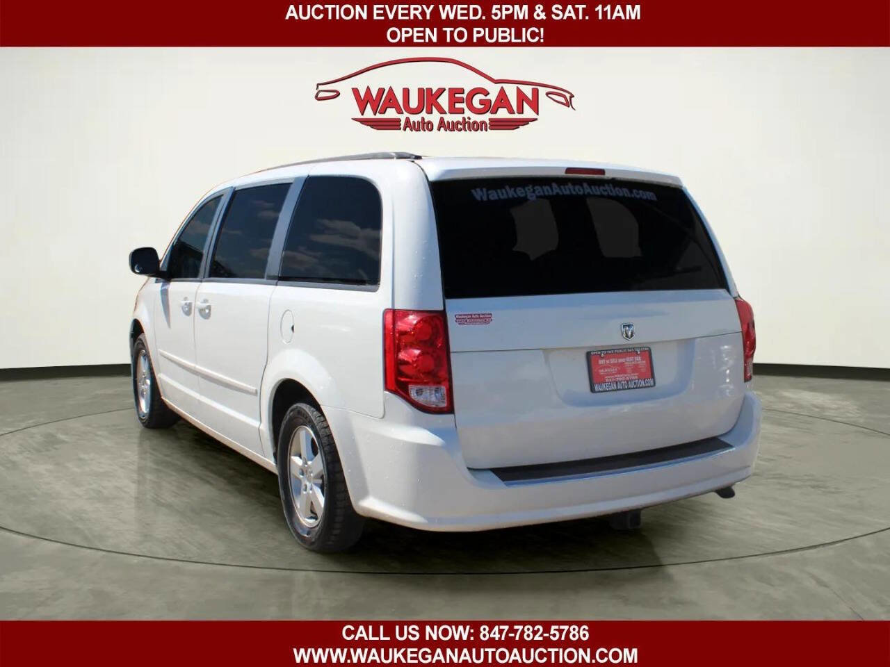Used 2012 Dodge Grand Caravan SXT image 5