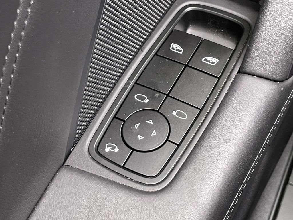 Certified 2024 Porsche 911 Carrera GTS RWD image 35