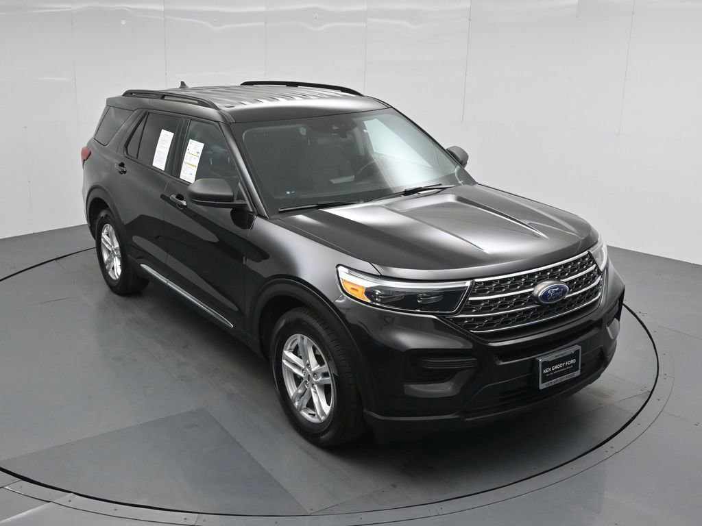 Certified 2022 Ford Explorer XLT image 42