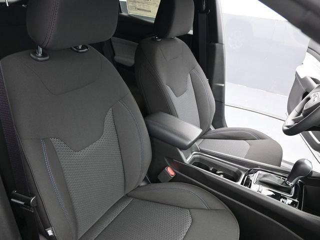 Used 2025 Jeep Compass Sport image 13