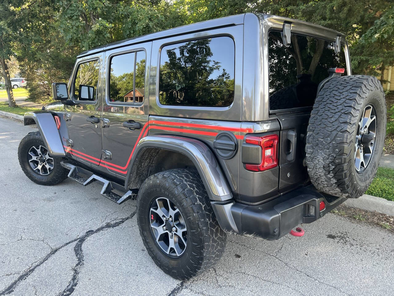 Used 2018 Jeep Wrangler Unlimited Rubicon AWD/4WD image 4