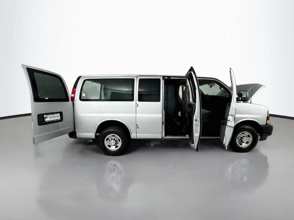 Used 2023 Chevrolet Express 2500 w/ Driver Convenience Package RWD image 20