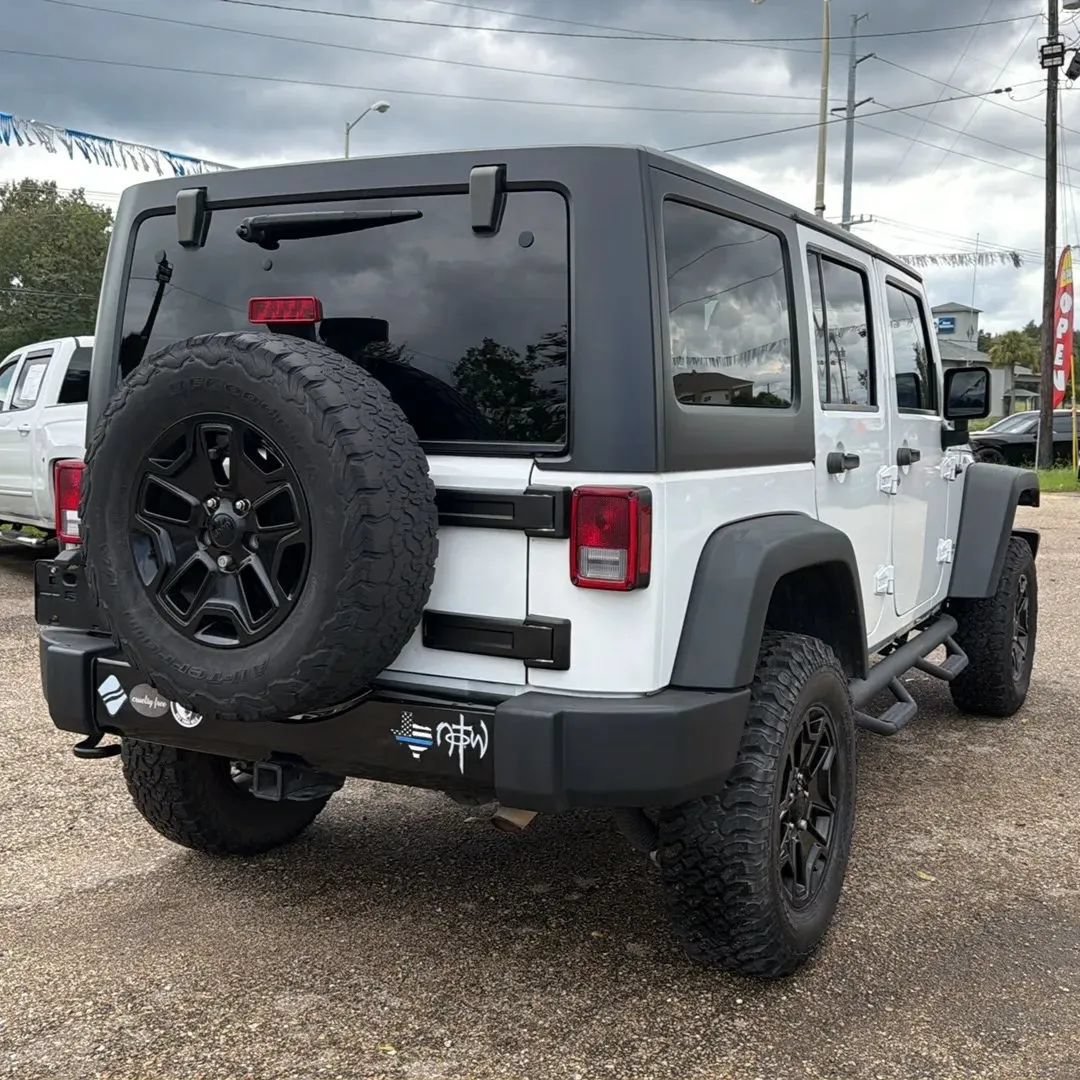 Used 2015 Jeep Wrangler Unlimited Sport AWD/4WD image 9