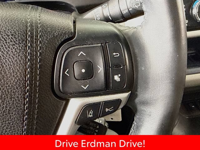 Certified 2018 Toyota Highlander Plus AWD/4WD image 14