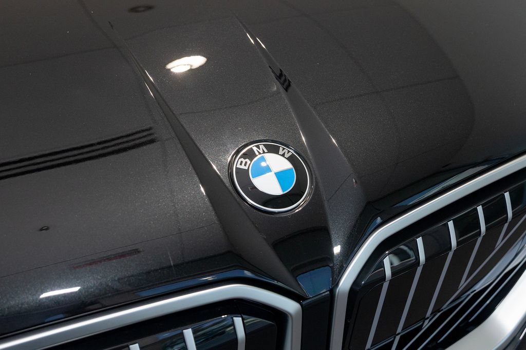 New 2026 BMW X3 xDrive30i w/ Convenience Package AWD/4WD image 17