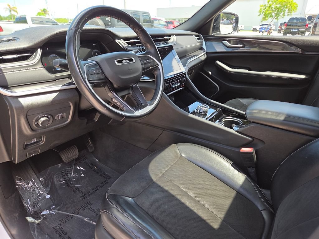Used 2021 Jeep Grand Cherokee L Laredo AWD/4WD image 31