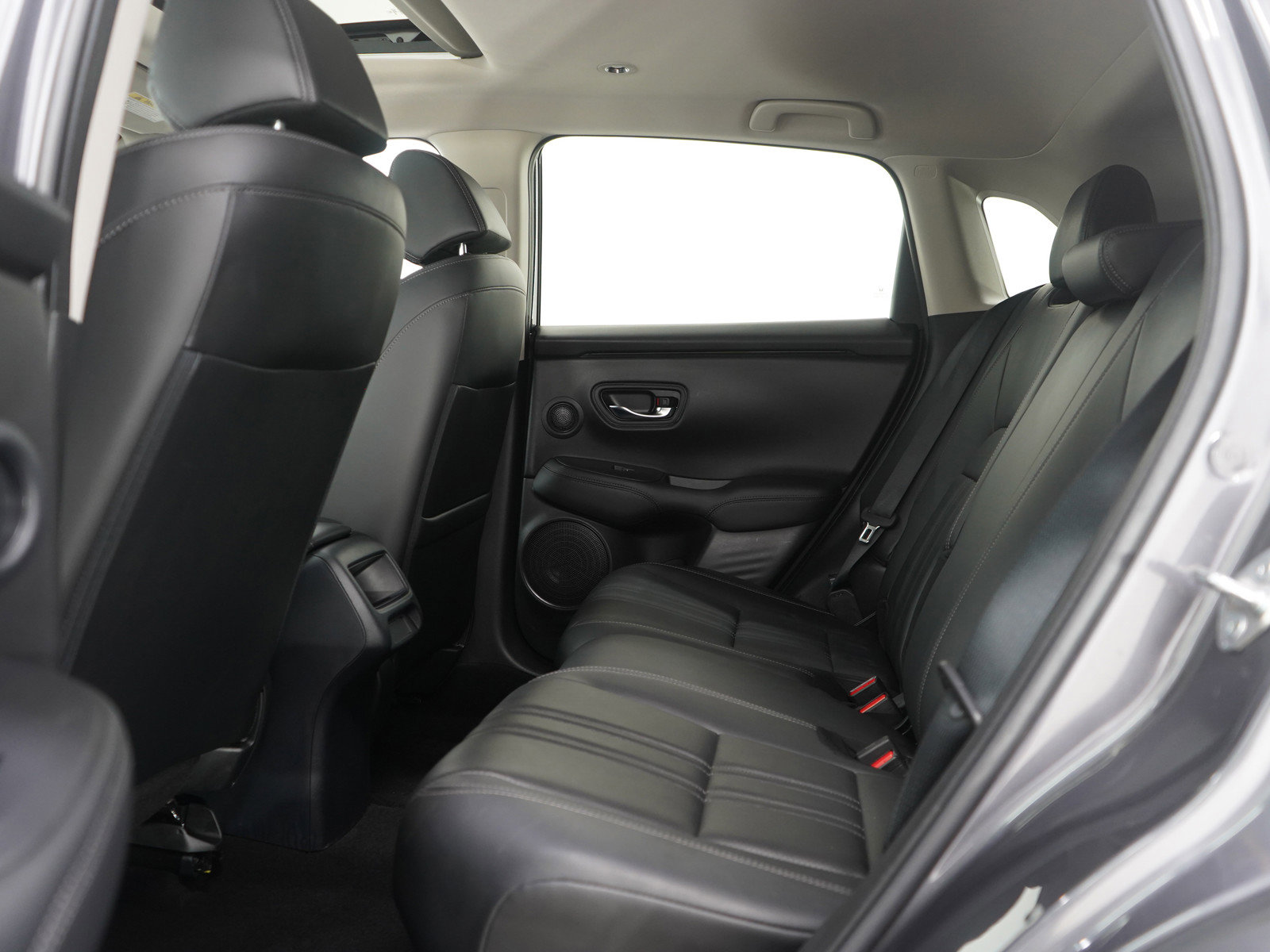 Used 2023 Honda HR-V EX-L image 18