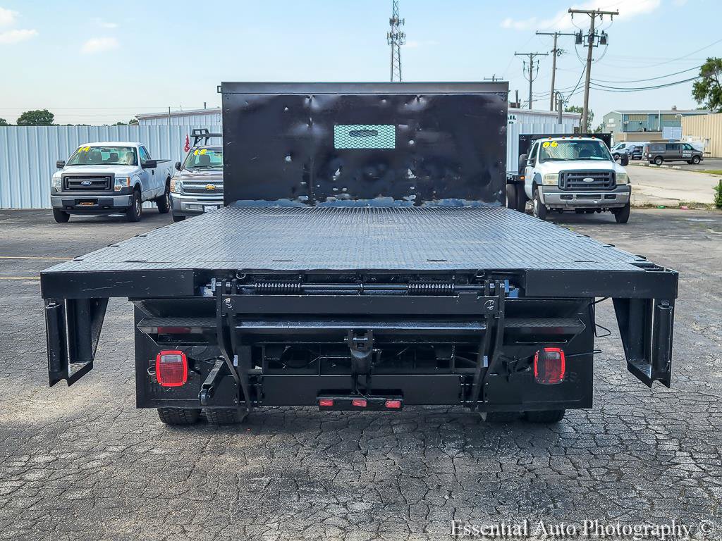 Used 2004 Ford F550 2WD Regular Cab Super Duty image 19