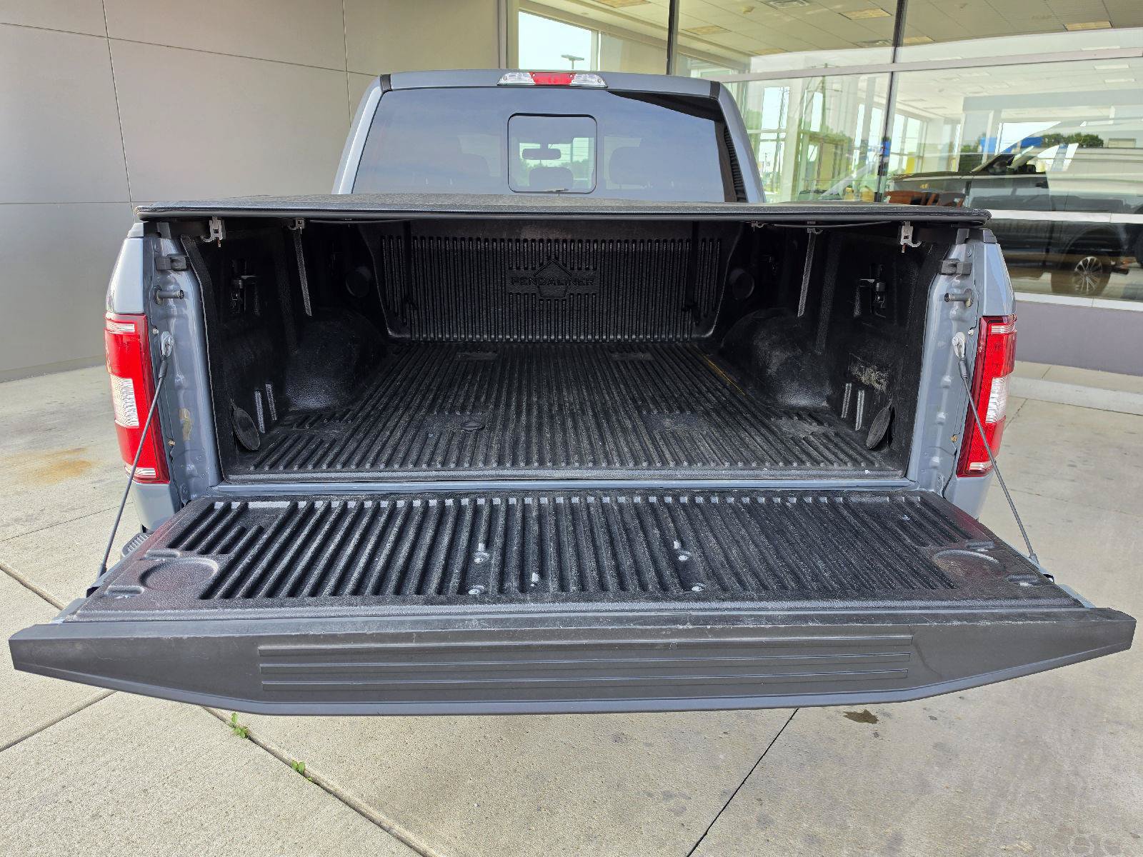 Used 2020 Ford F150 XLT w/ Equipment Group 302A Luxury AWD/4WD image 5
