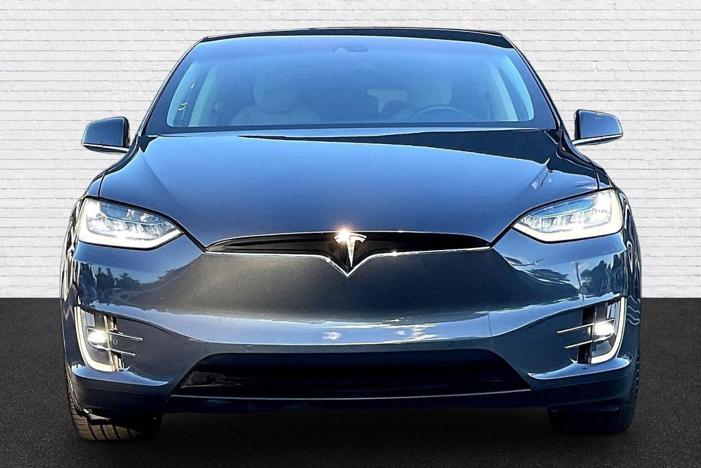 Used 2016 Tesla Model X Performance AWD/4WD image 2