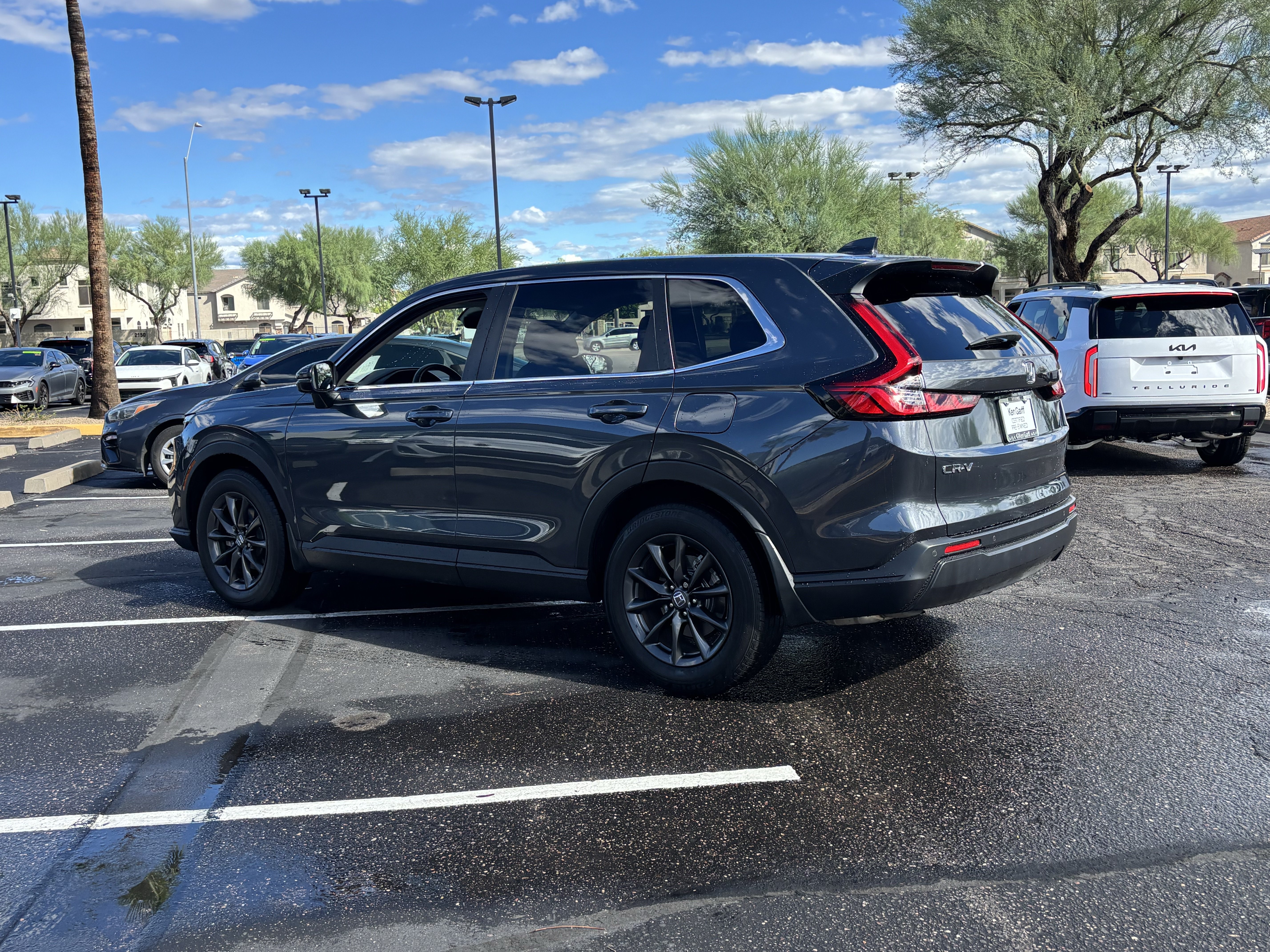 Used 2026 Honda CR-V EX-L image 4