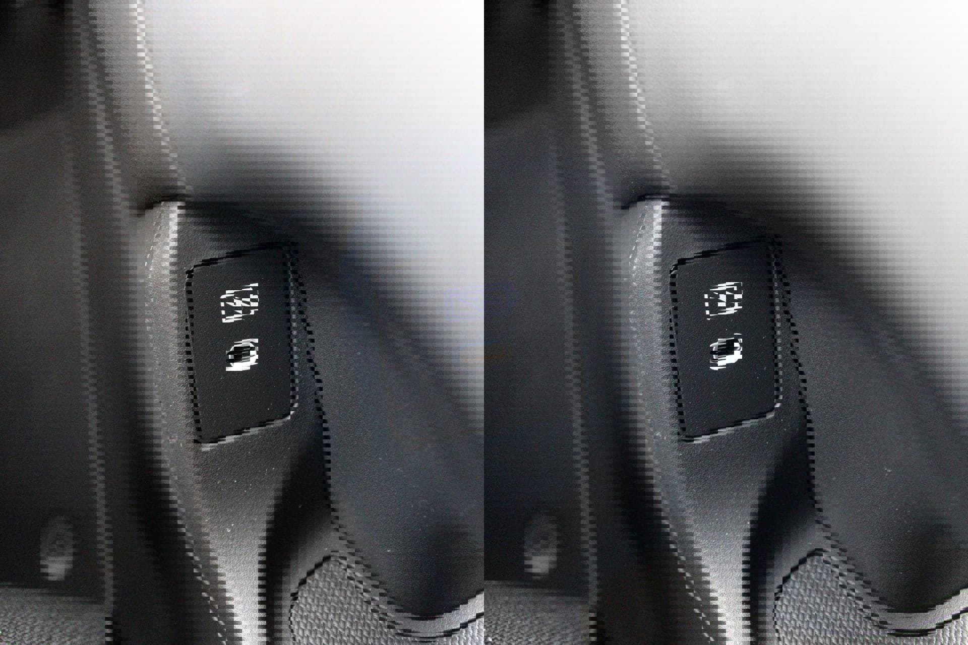 New 2026 Honda HR-V LX image 39