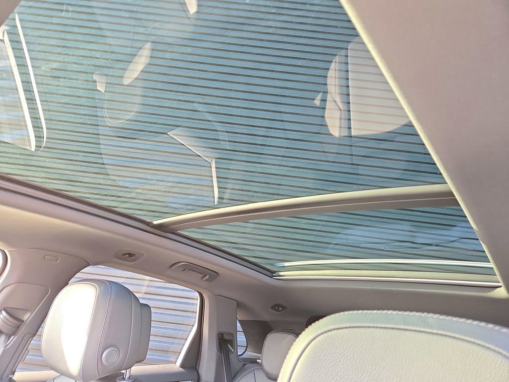 Certified 2025 Porsche Cayenne image 15