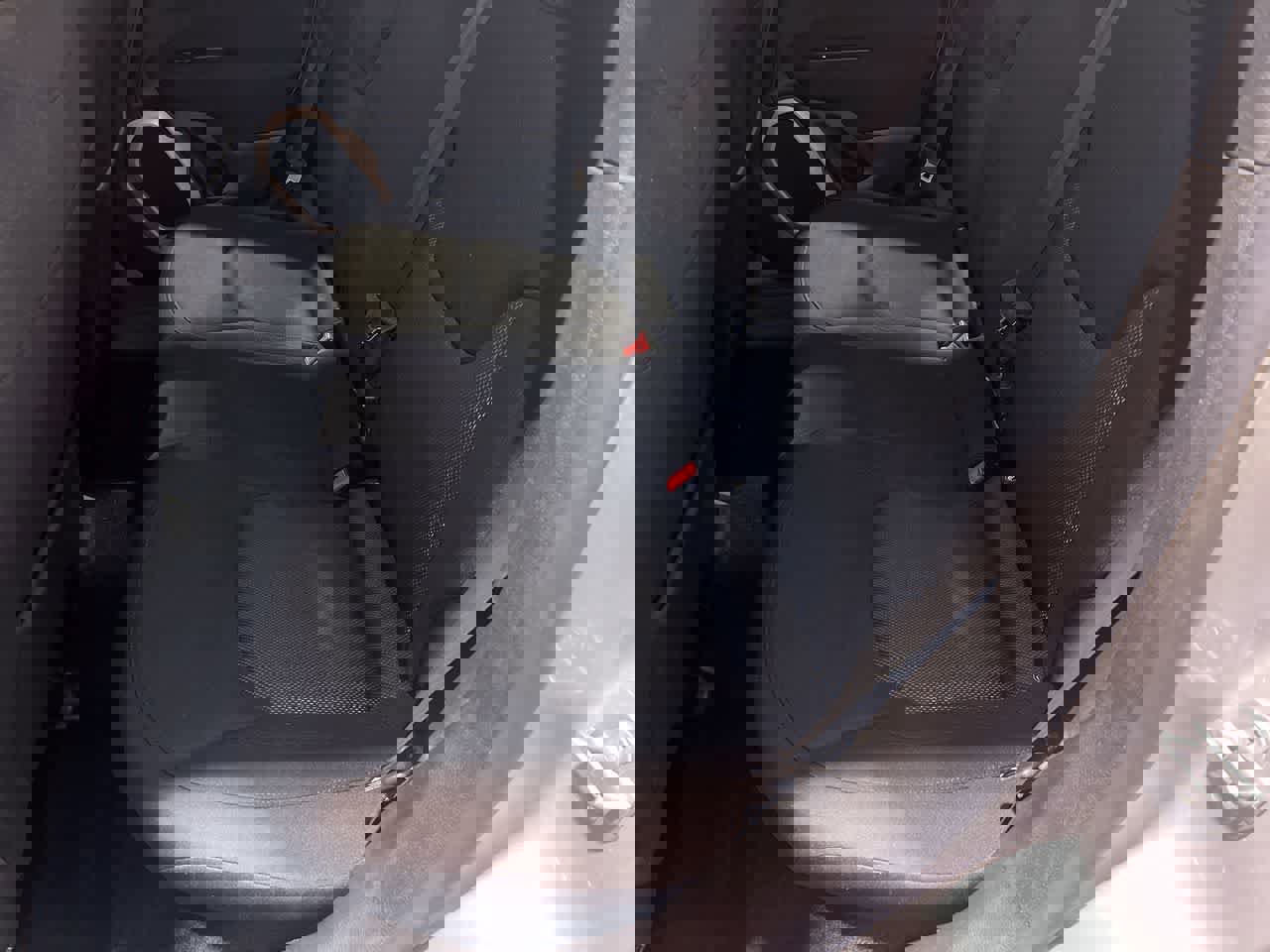 Used 2015 Jeep Renegade Latitude image 23