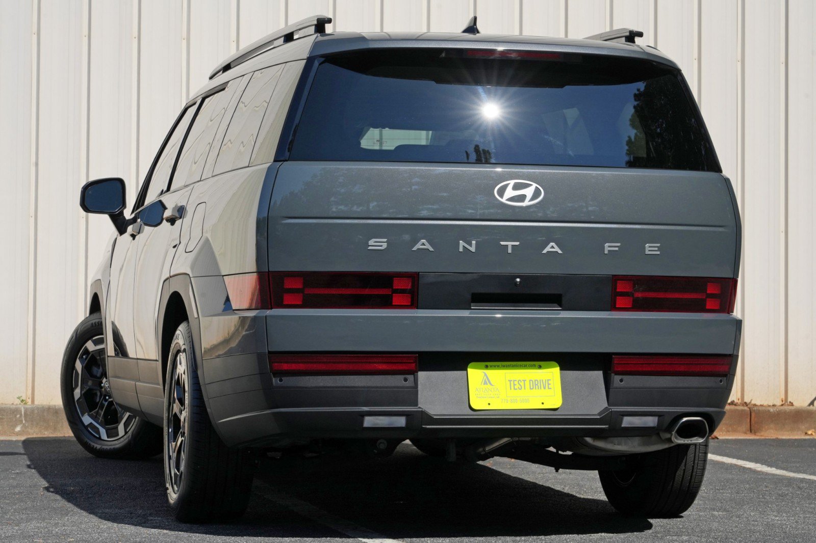 Used 2024 Hyundai Santa Fe SEL FWD image 5