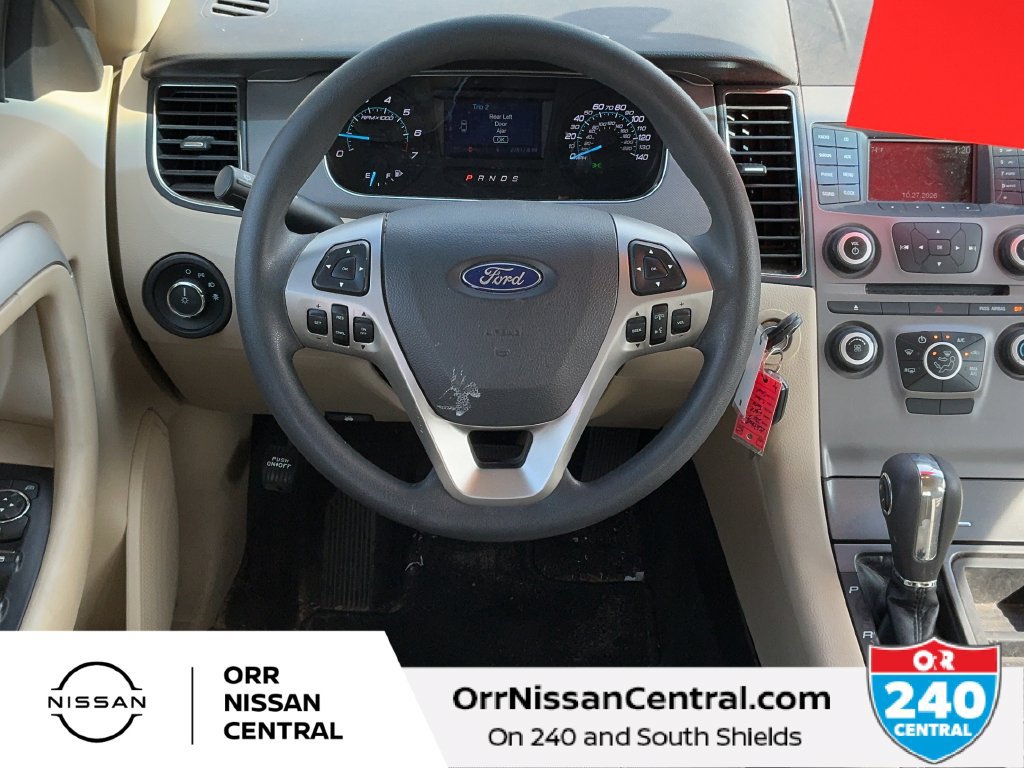 Used 2017 Ford Taurus SE FWD image 14