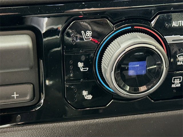 Used 2025 Chevrolet Silverado 1500 High Country w/ Technology Package image 22