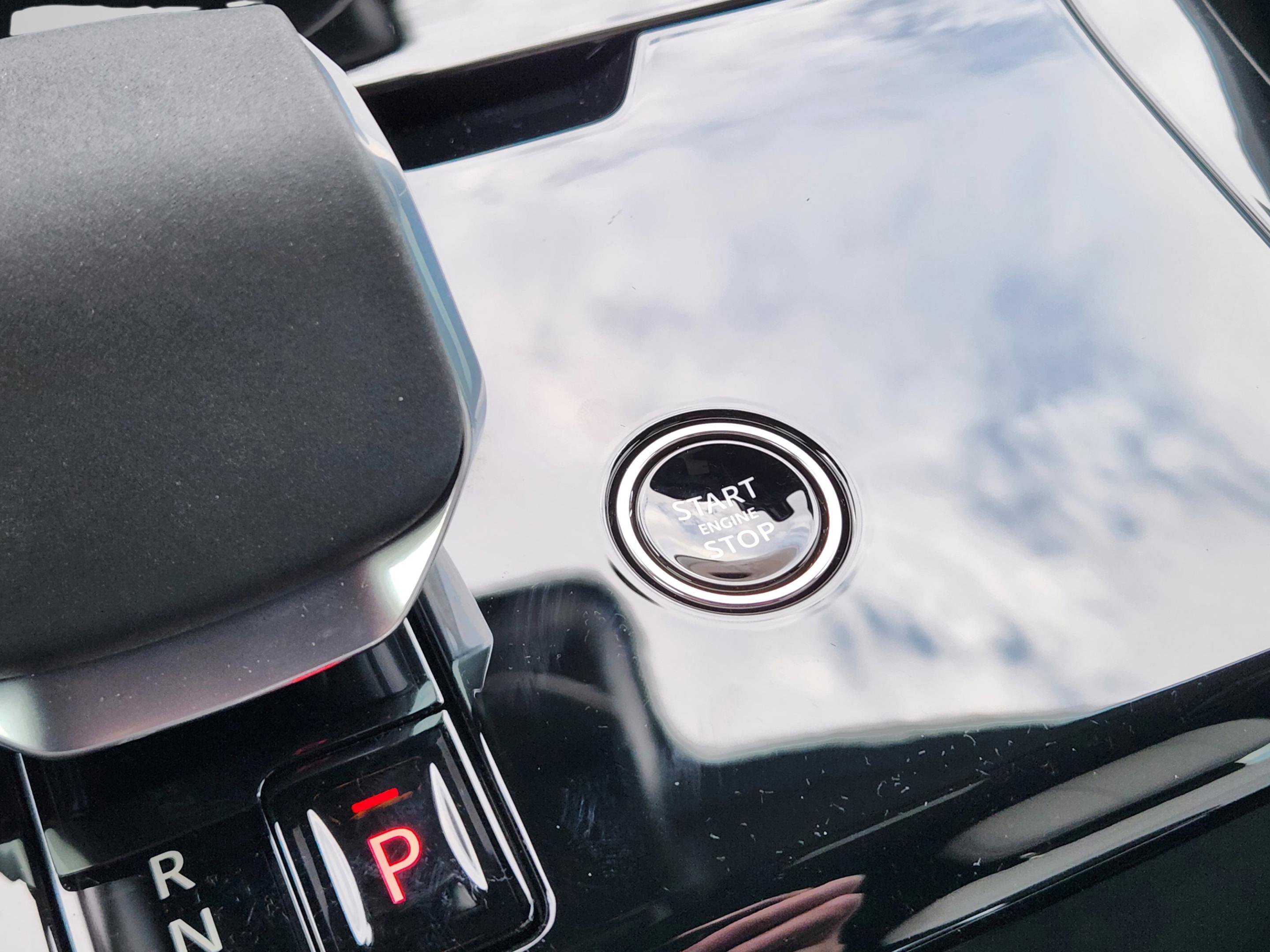 New 2026 Land Rover Range Rover Sport Dynamic SE AWD/4WD image 31
