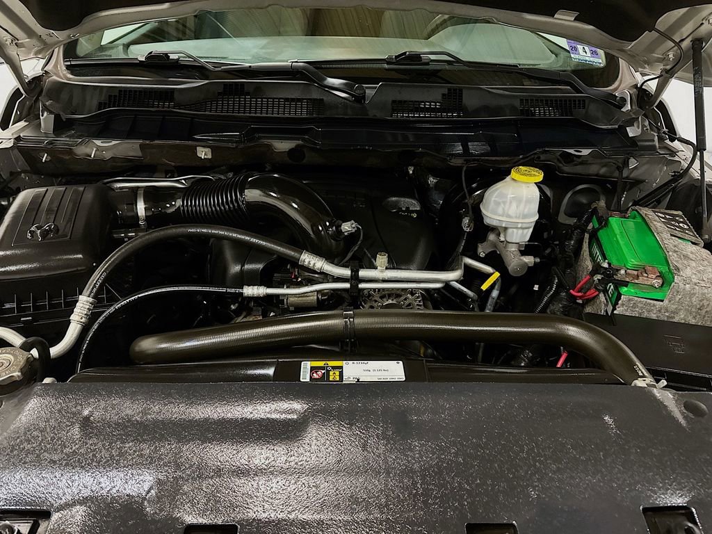 Used 2019 RAM 1500 Express AWD/4WD image 32