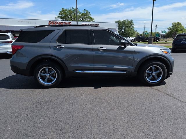 Used 2022 Ford Explorer XLT AWD/4WD image 8